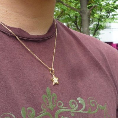 K18イエローゴールド スターペンダント