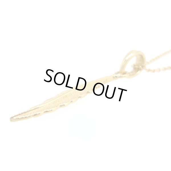 メンズ K18イエローゴールド フェザーペンダント