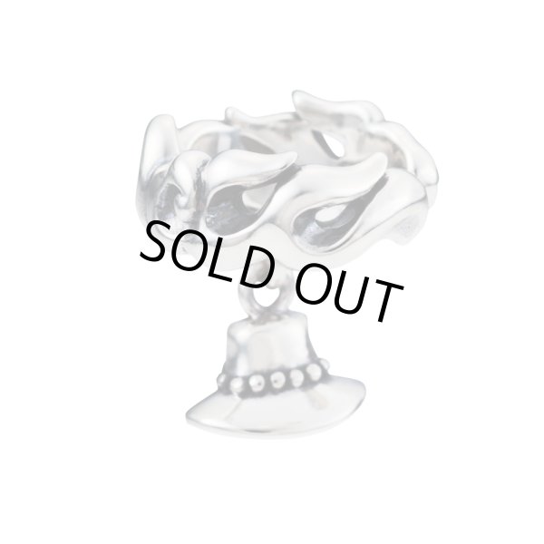 エース「帽子」イヤーカフ