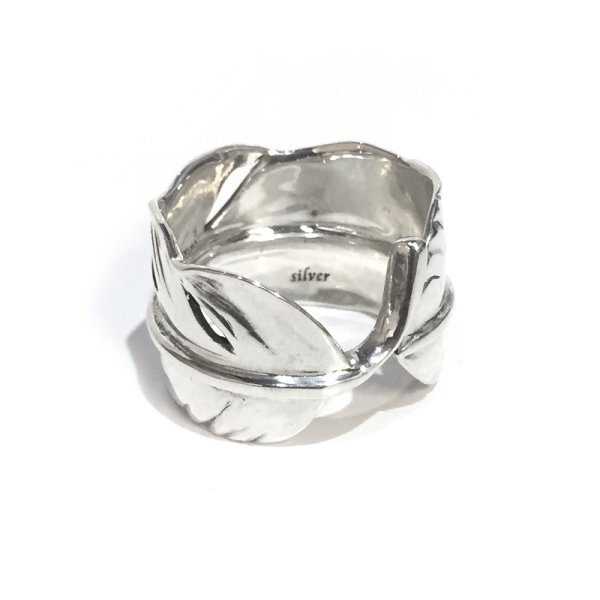 [フェザーリング]シルエットフェザーリング（ラージ）　アークシルバーアクセサリーズ