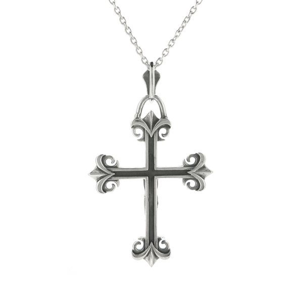 キリストとクロスが繊細な造形で作られているロザリオネックレス「ロザリーペンダント」