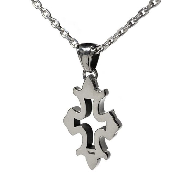 百合の紋章(リリー)が彫刻された人気クロスネックレス「リリークロスペンダント」