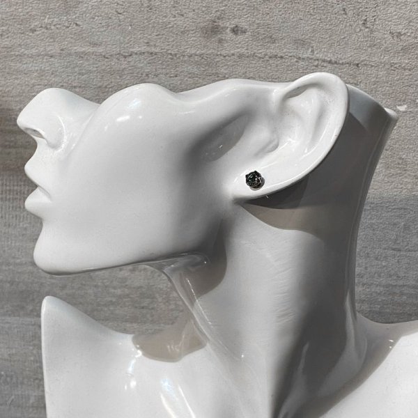 画像5: 王冠モチーフのメンズシルバーピアス「ロイヤルクラウンピアス(グリーンクォーツ)」